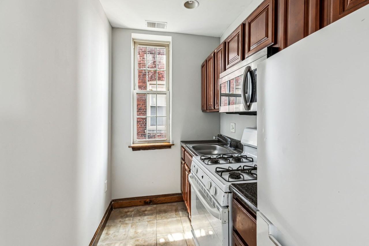 5100 WALNUT STREET LLC - Photo 4 of 12