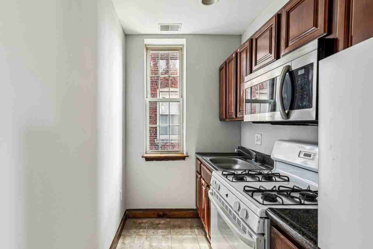 5100 WALNUT STREET LLC - Photo 5 of 12