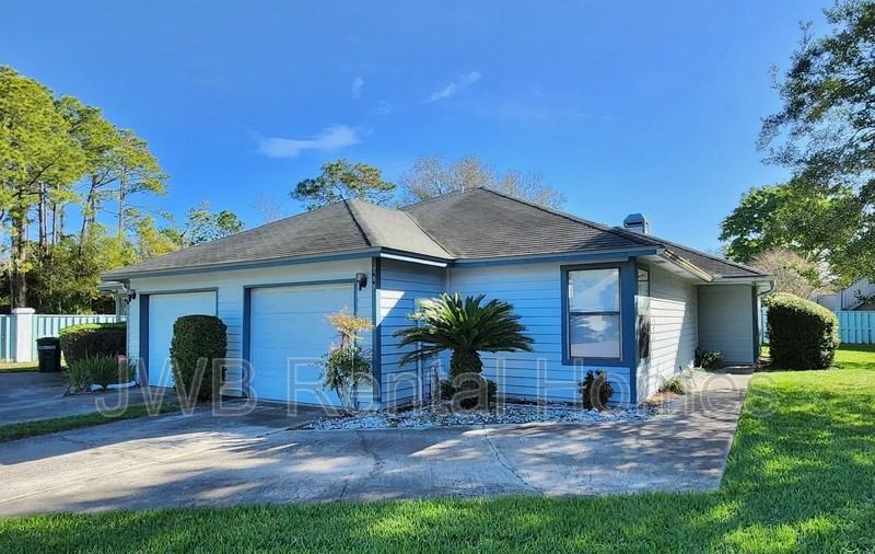 189 Aruba Ln - Photo 2 of 8