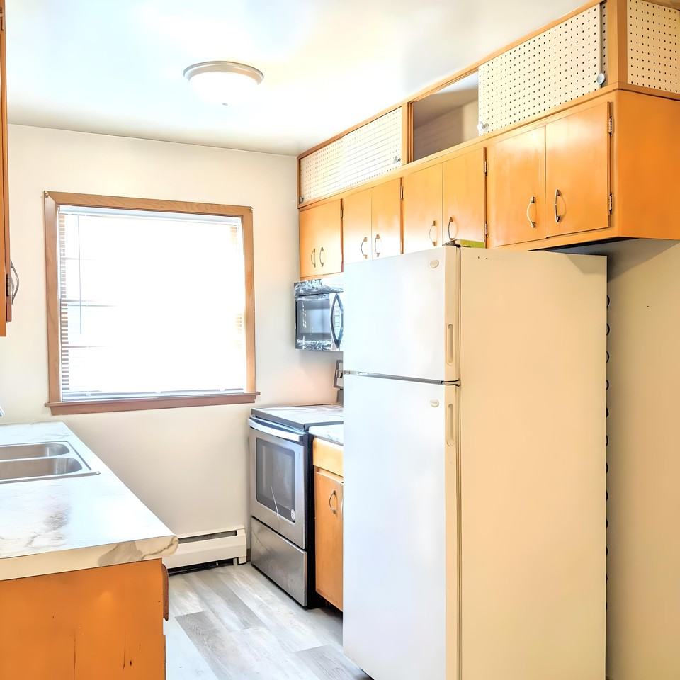 Parklawn - Photo 7 of 50