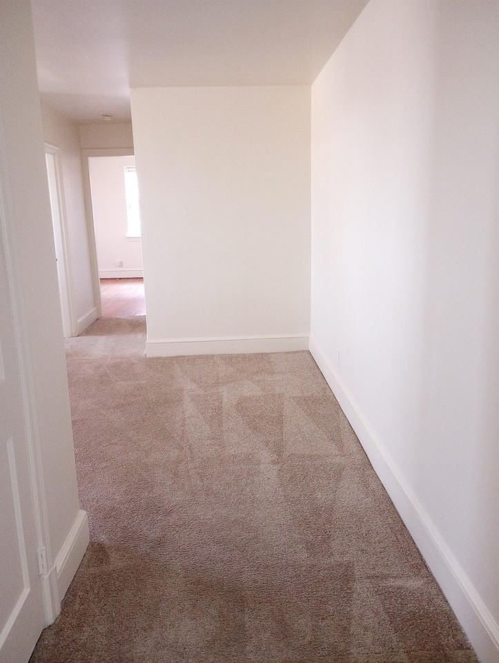 134 Westmoreland Court - Photo 2 of 9