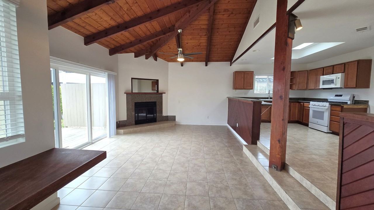 603 Camino De Orchidia - Photo 6 of 24
