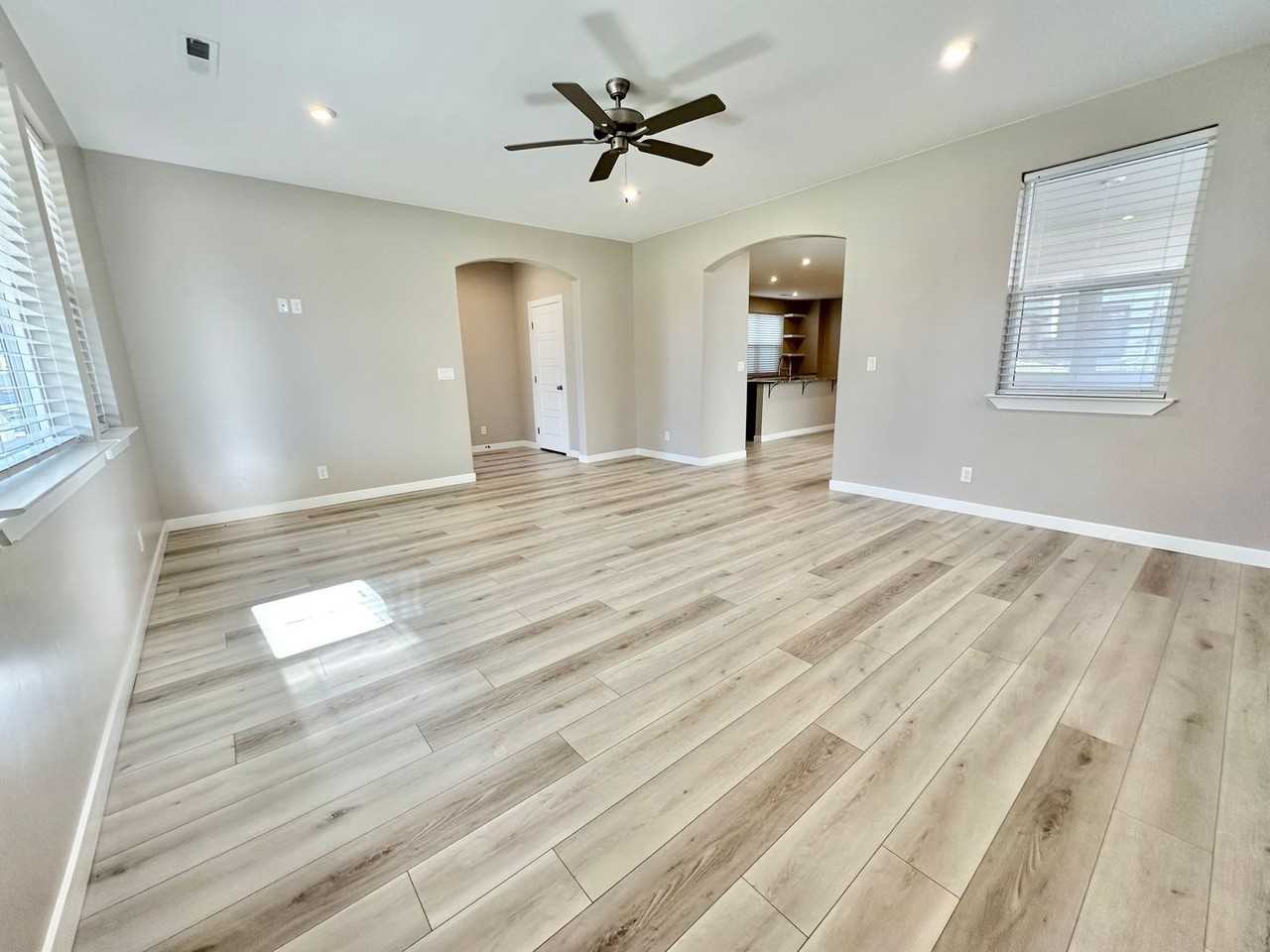 797 W Red Marble Ln - Photo 7 of 50