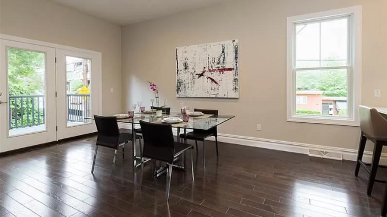 1526 Asbury Pl - Photo 2 of 16