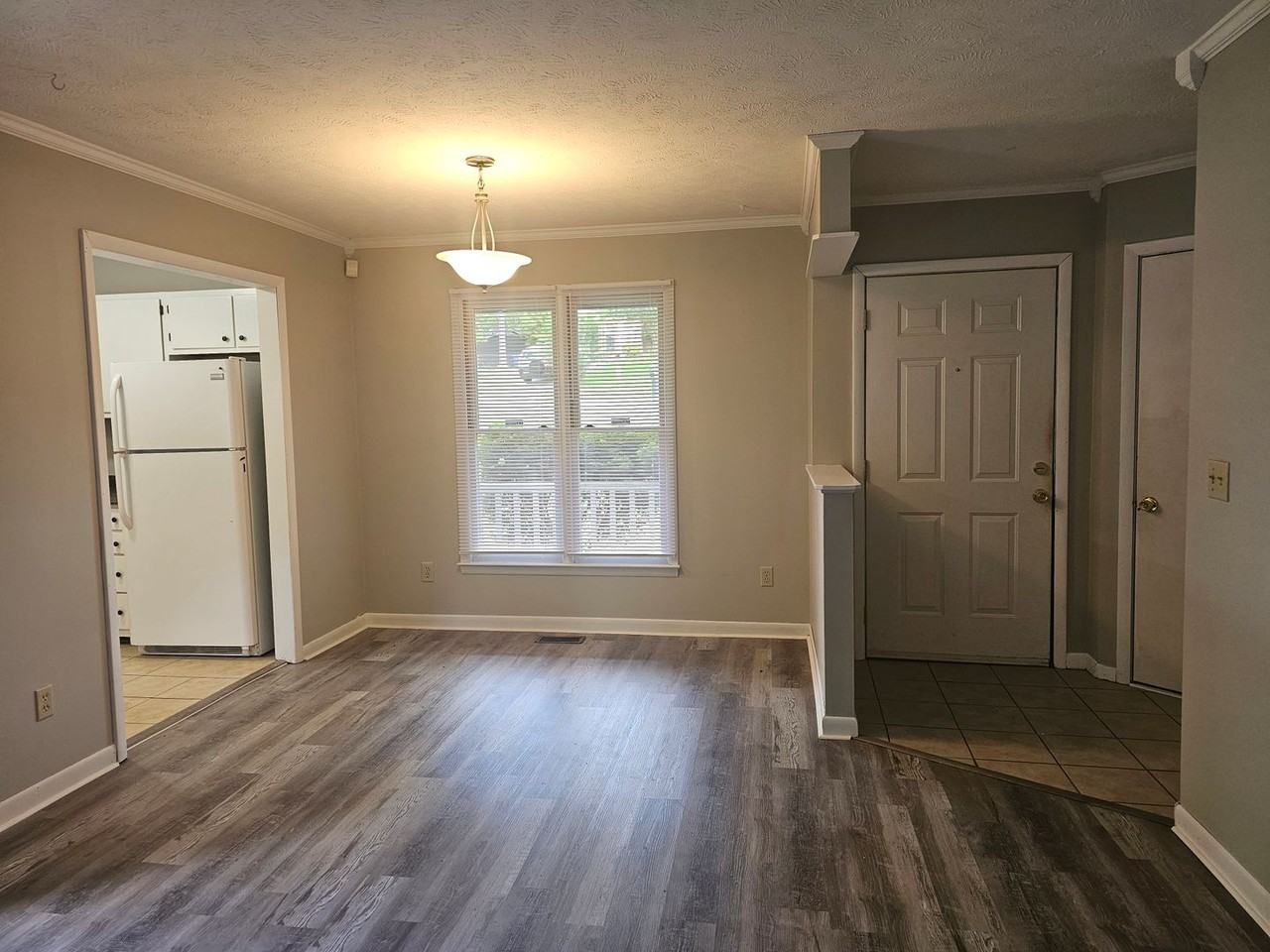 7360 Van Grayson Loop - Photo 3 of 11