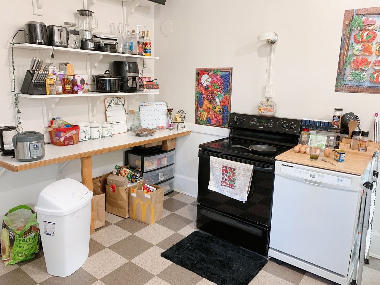 1151 Grant St - Photo 4 of 26