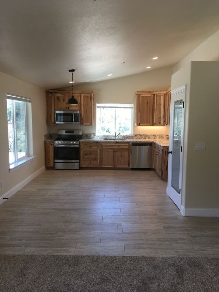 15707 Swasey Mine Ln - Photo 4 of 20