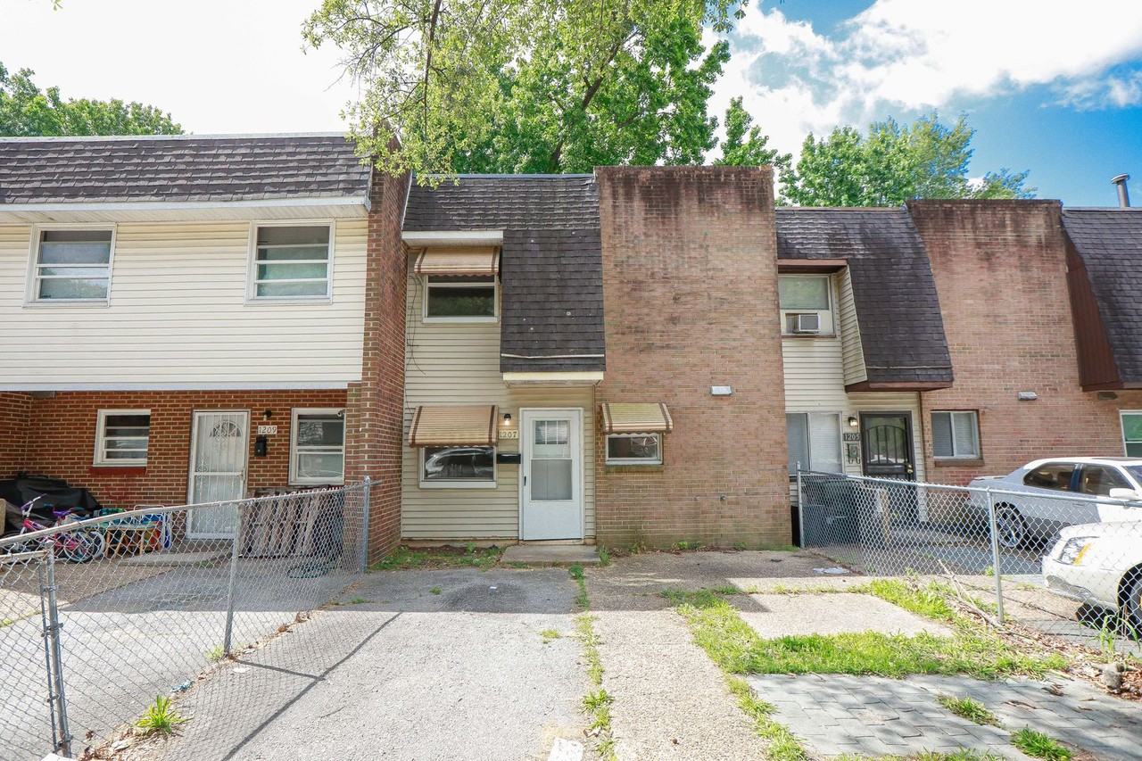 1207 Bunsen Ct - Photo 3 of 40