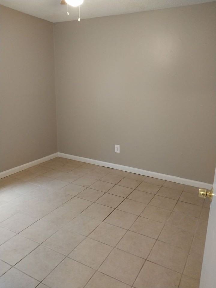 1025 S Wellington St #3 - Photo 5 of 8