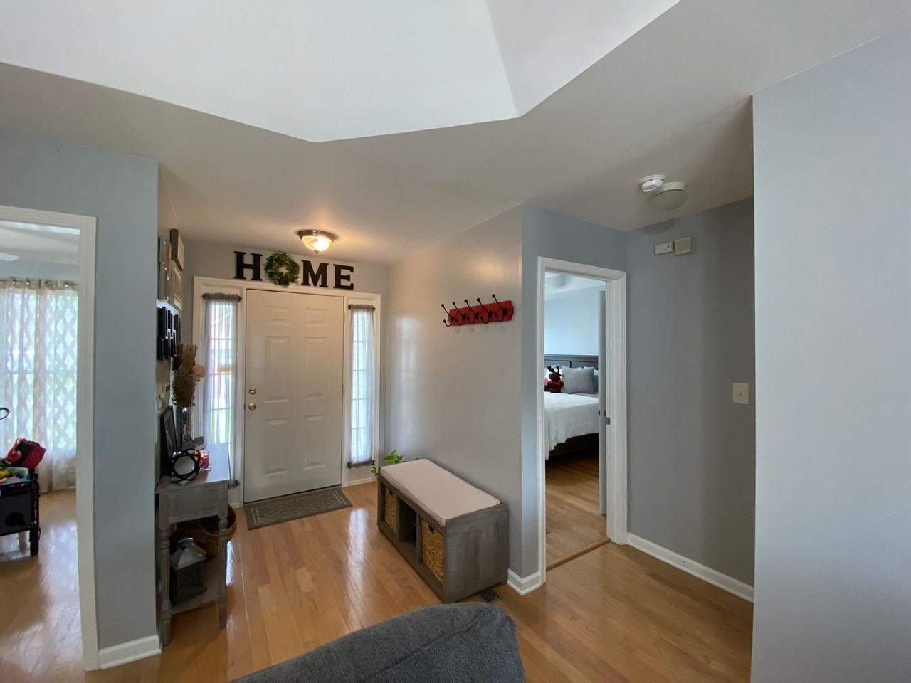3672 Fieldstone Dr - Photo 3 of 50