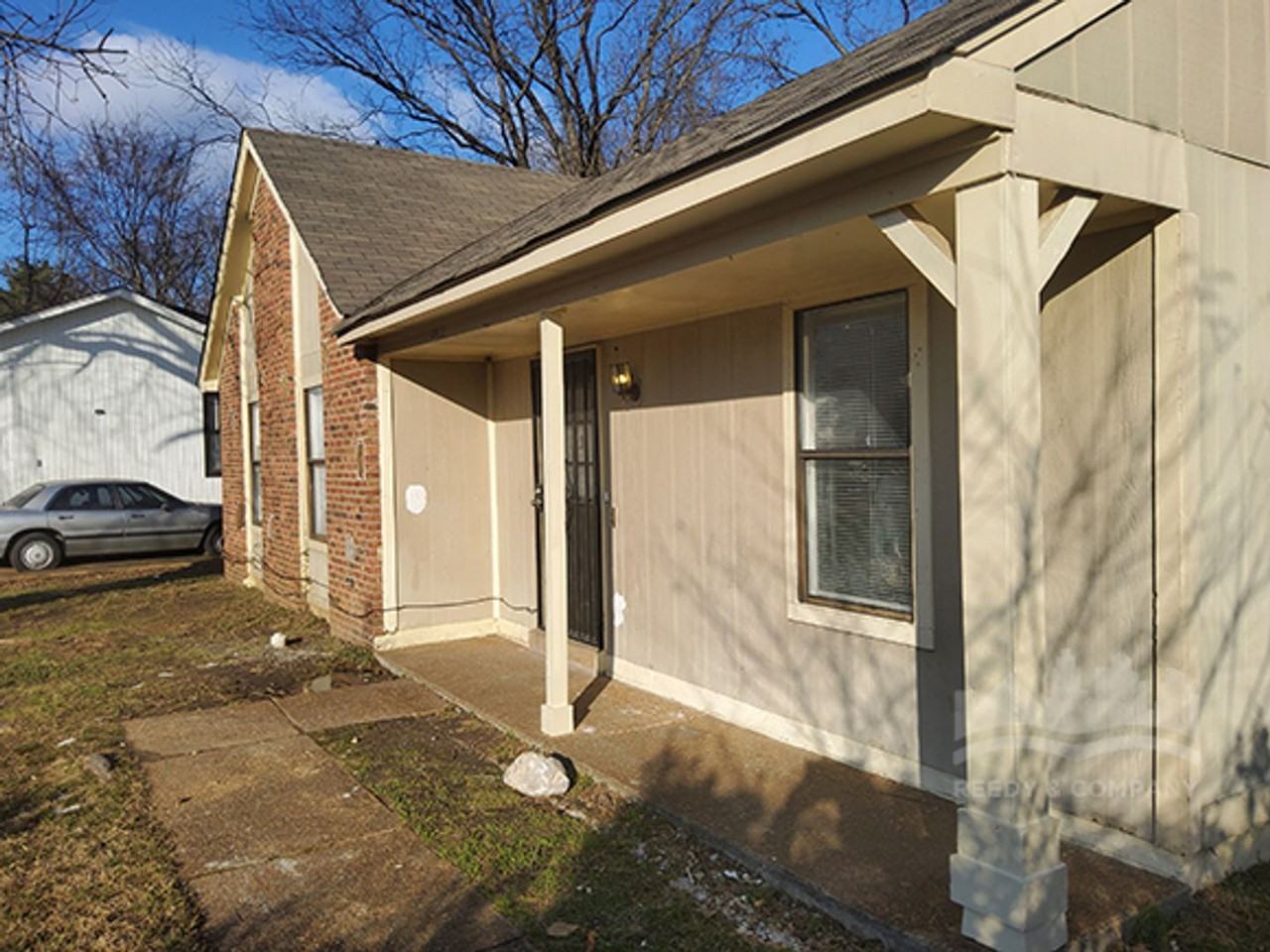 4812 Allrand Rd - Photo 4 of 20