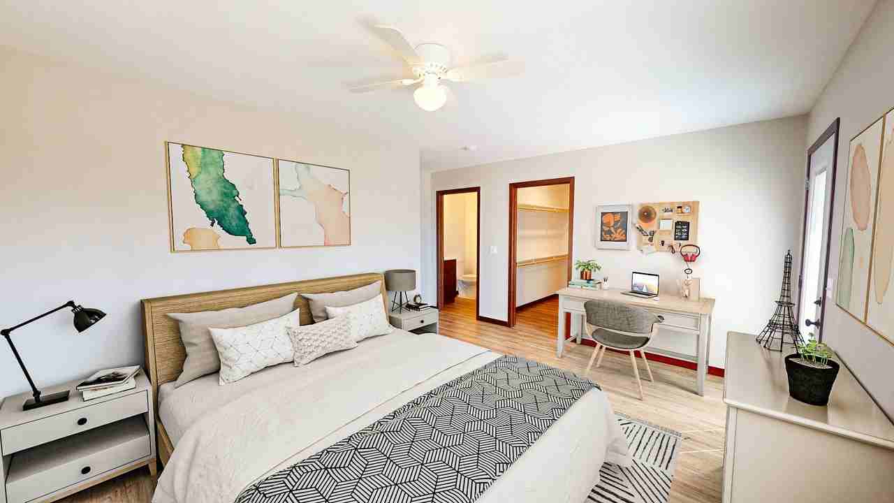 133 Larson Ave - Photo 3 of 5