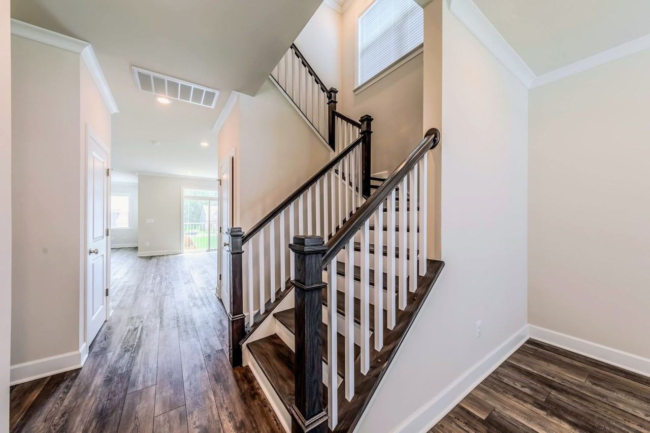 9141 Daydreamer Ct - Photo 2 of 19