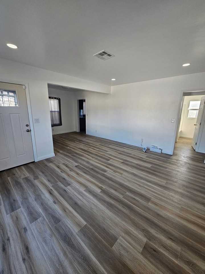 3968 Platt Avenue - Photo 4 of 13