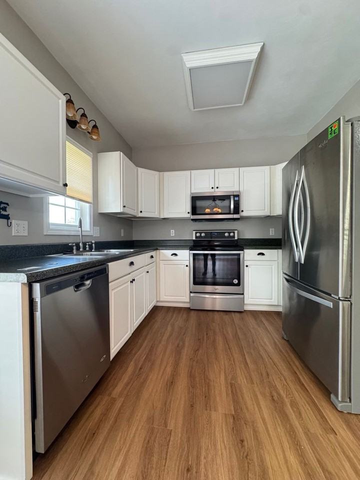 1340 Morningside St Se - Photo 6 of 19