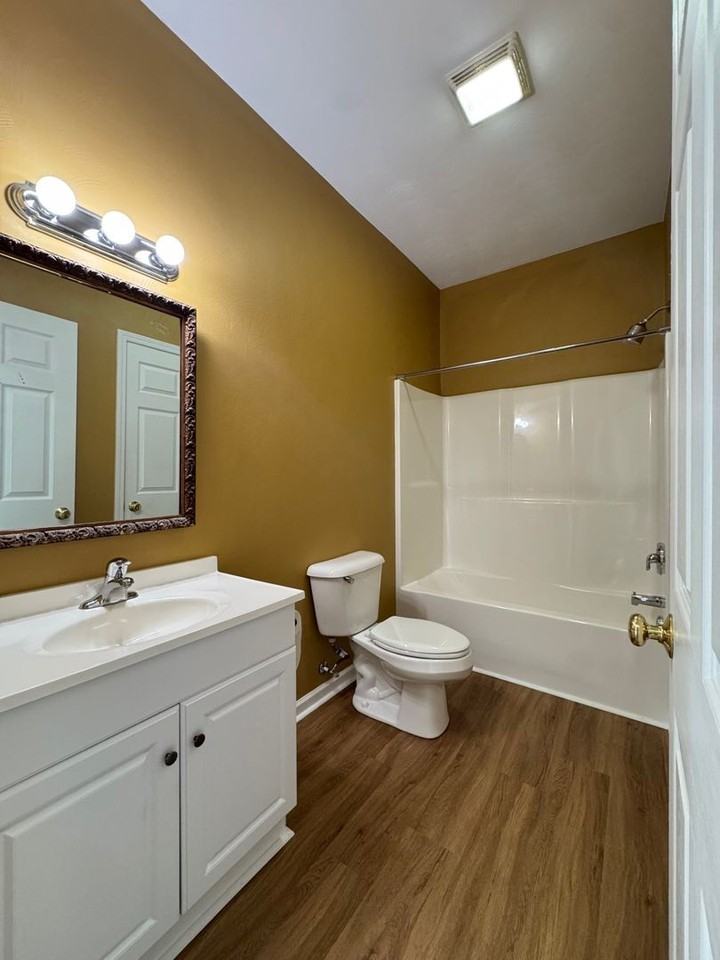 1340 Morningside St Se - Photo 5 of 19