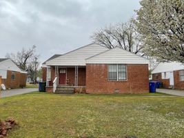 featured image of 1109 Arkansas St