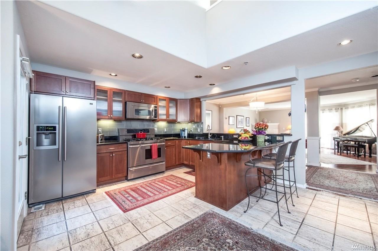 11422 Ne 86th St - Photo 3 of 23