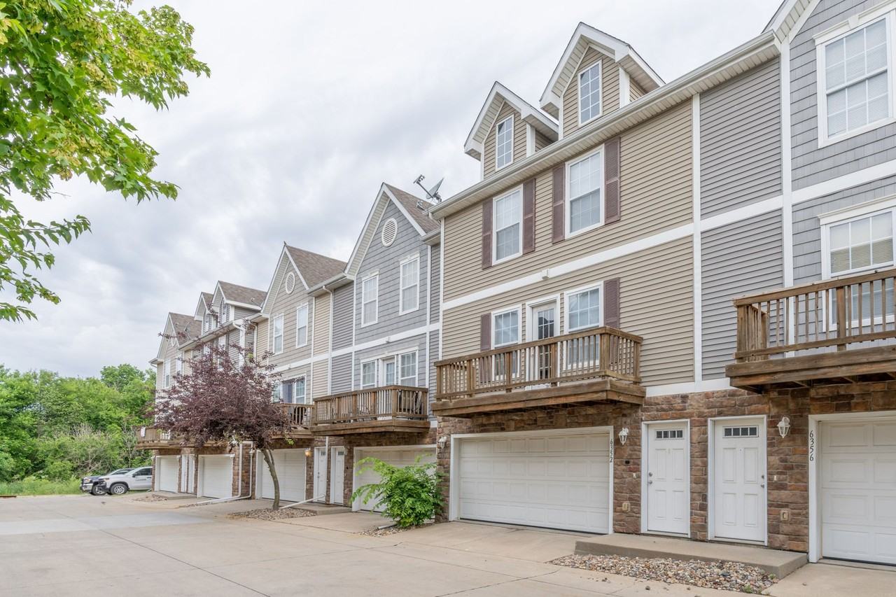 6339 Gold Leaf Ln - Photo 2 of 50