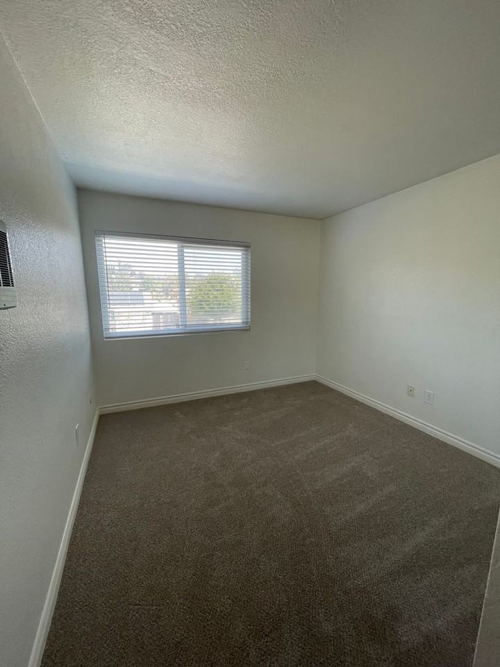 12719 Robison Blvd #23 - Photo 4 of 10
