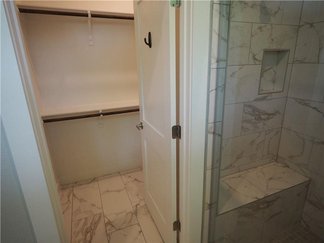 6913 Providence Ave #A - Photo 5 of 26