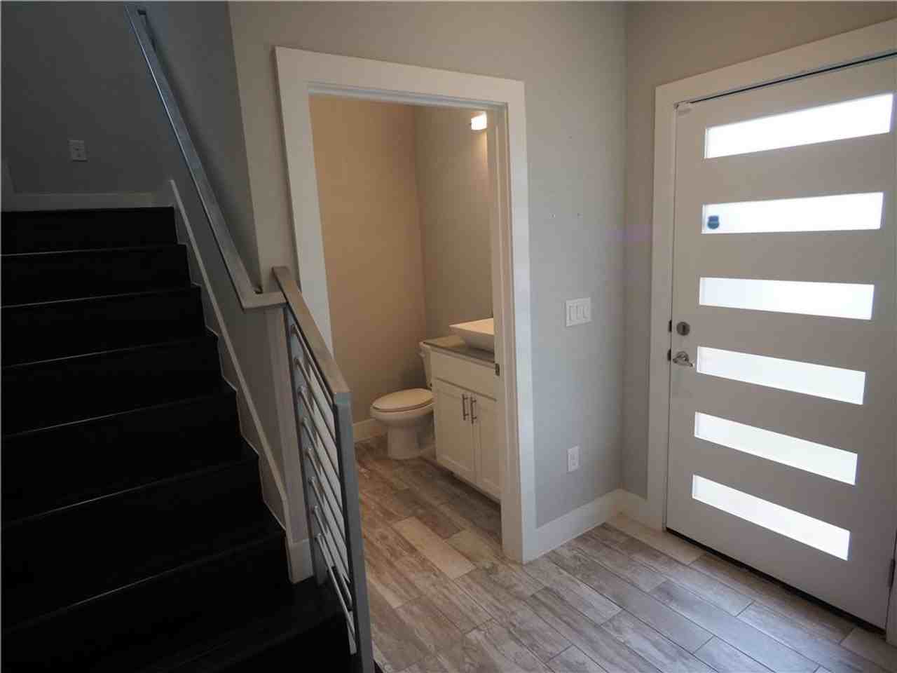 6913 Providence Ave #A - Photo 6 of 26