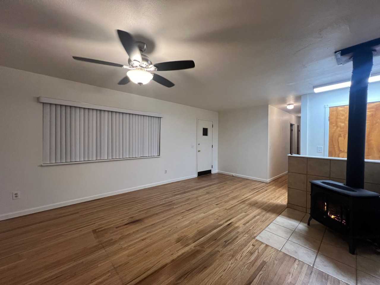 98 Sunrise Mountain Rd - Photo 4 of 19