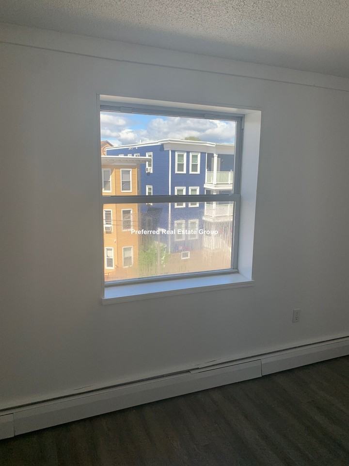 65 Nightingale St #4L - Photo 6 of 14