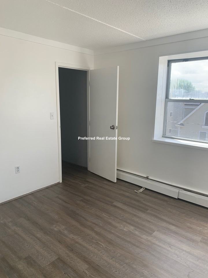 65 Nightingale St #4L - Photo 7 of 14