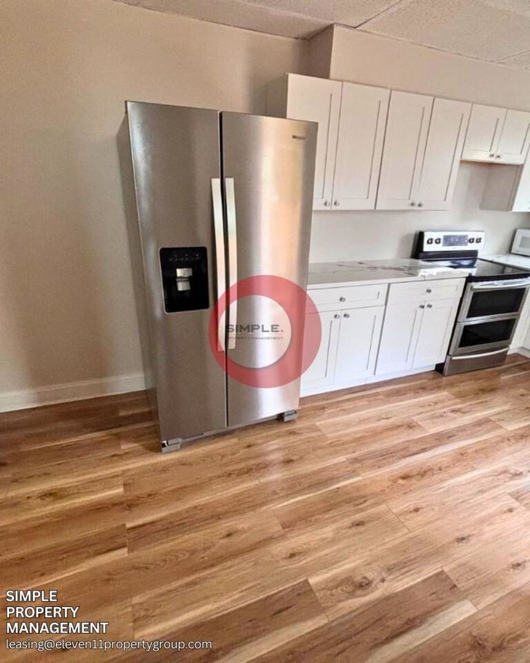 349 Union Aly - Photo 2 of 33