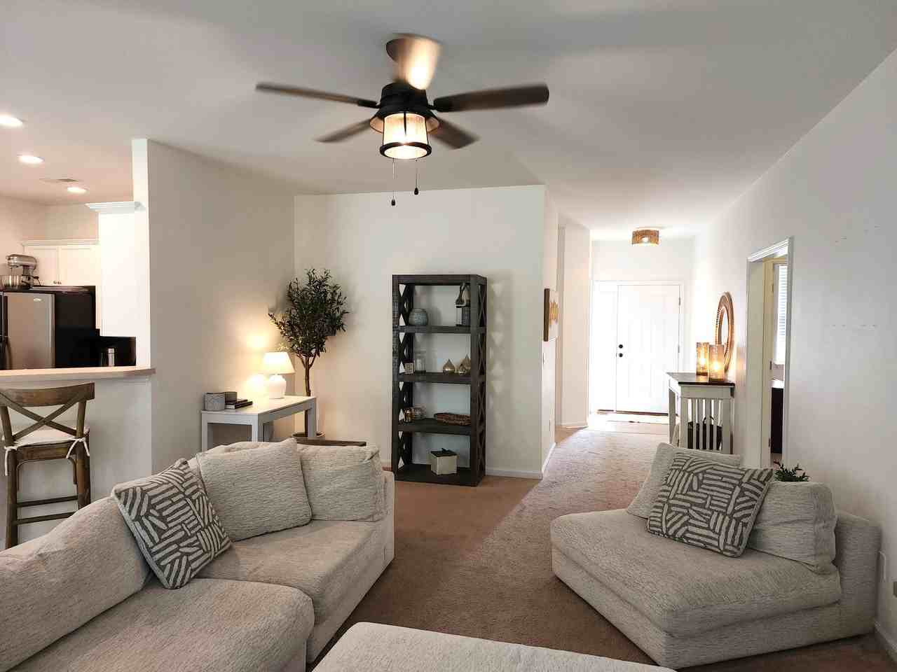 212 Sand Pebble Dr Se - Photo 7 of 43