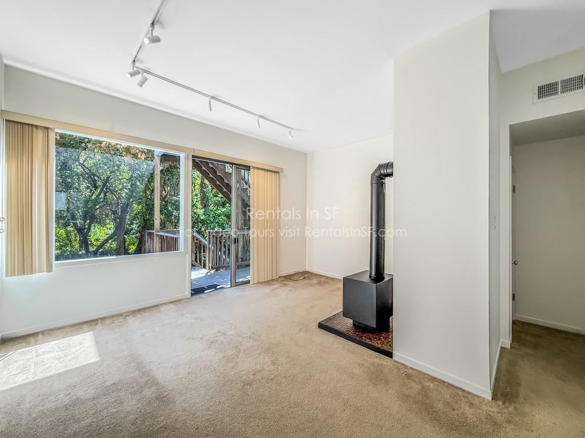 1152 Kearny St - Photo 2 of 22