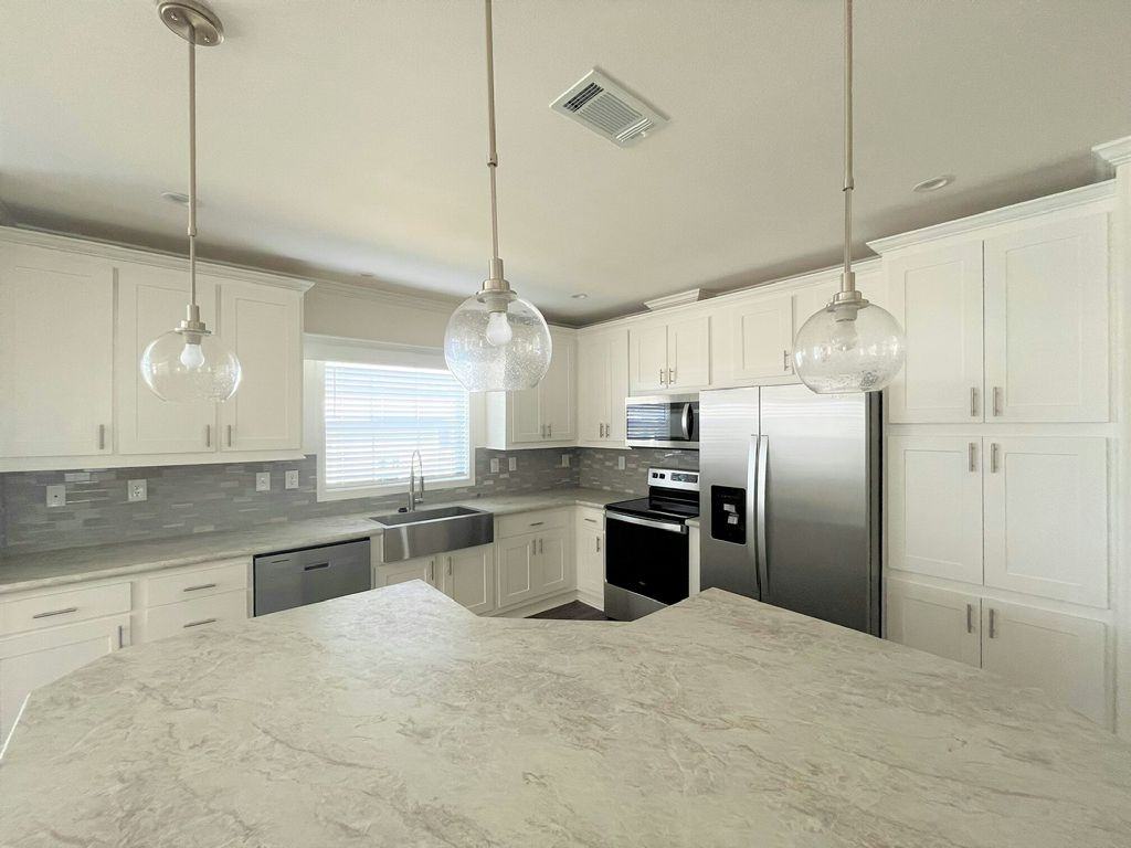 5397 Bahia Way - Photo 2 of 34