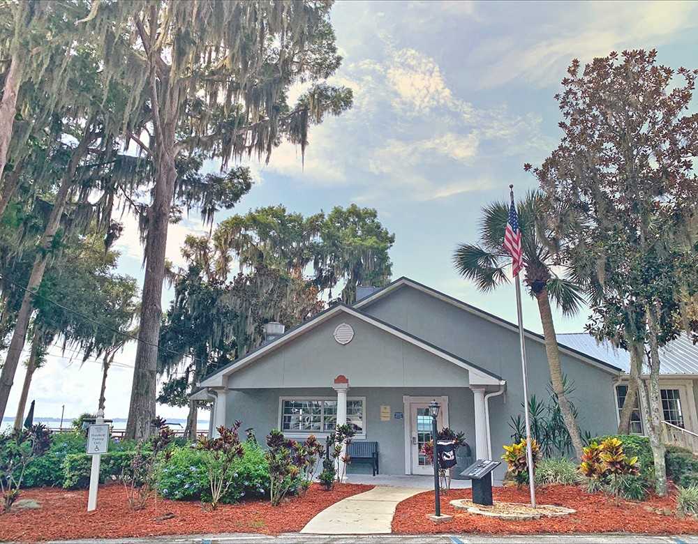 13203 Grape Ave - Photo 3 of 13