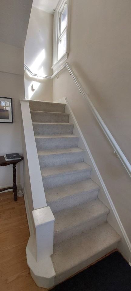 19 Bond Street South #19 - Photo 3 of 4