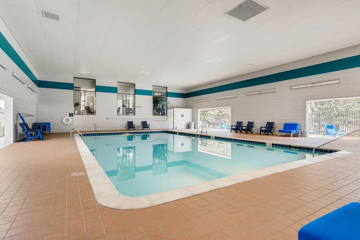 Flats at Pinecliff - Photo 3 of 30