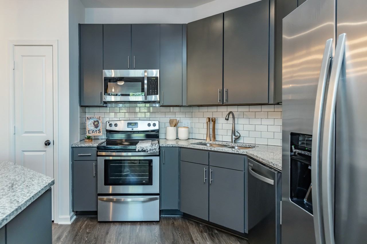 The Residence at Old Hickory Lake - Photo 7 of 36