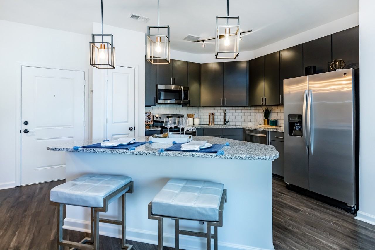 The Residence at Old Hickory Lake - Photo 5 of 36