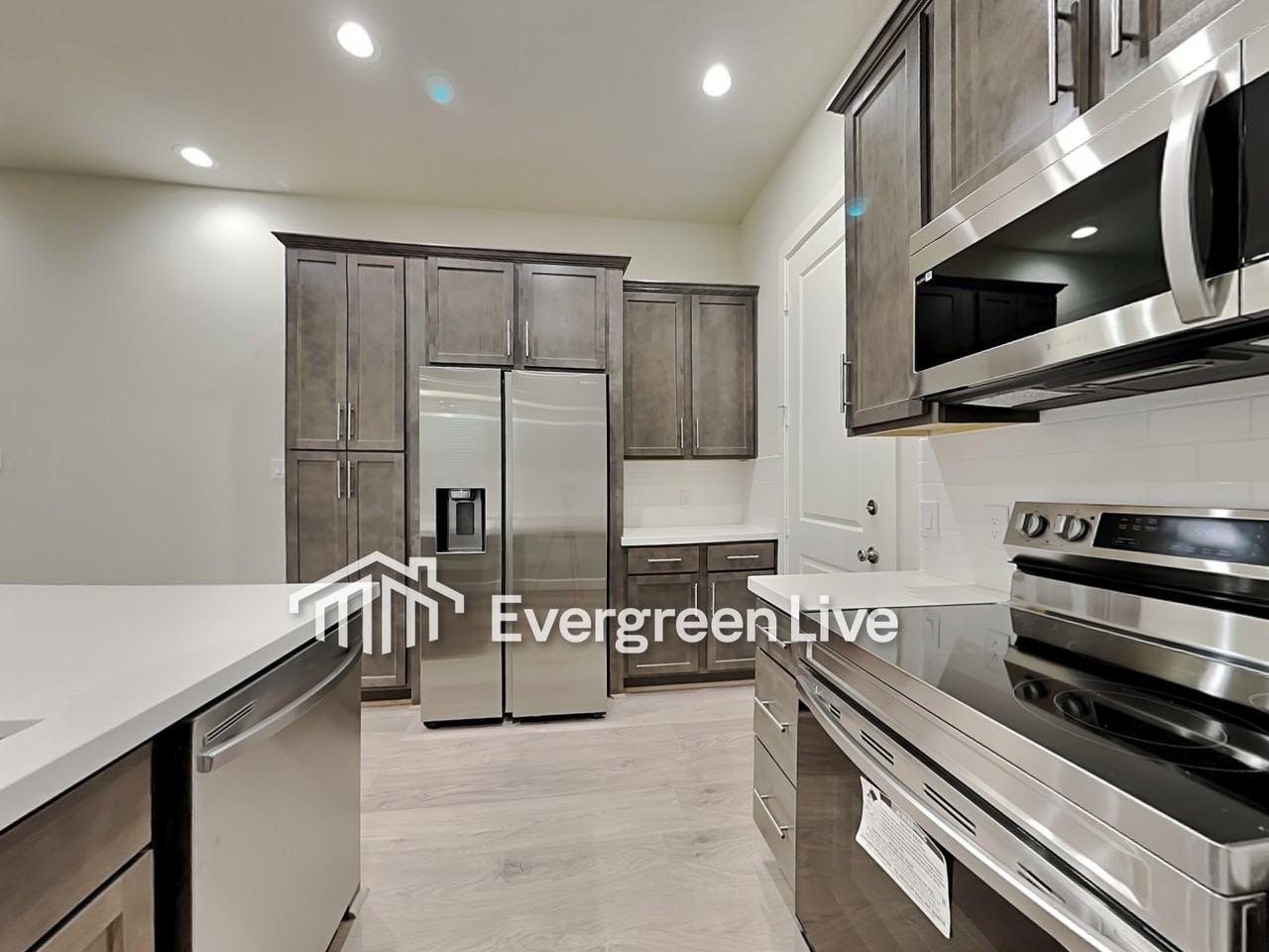 5720 Quinn Landing Ln - Photo 5 of 15