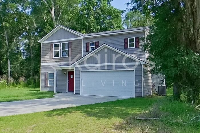 160 Sunrise Cir - Photo 2 of 33