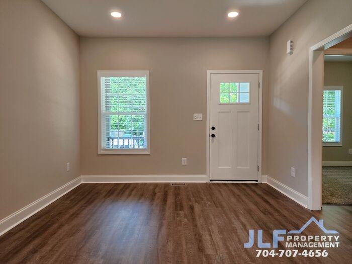 907 S Myrtle Ave - Photo 2 of 27