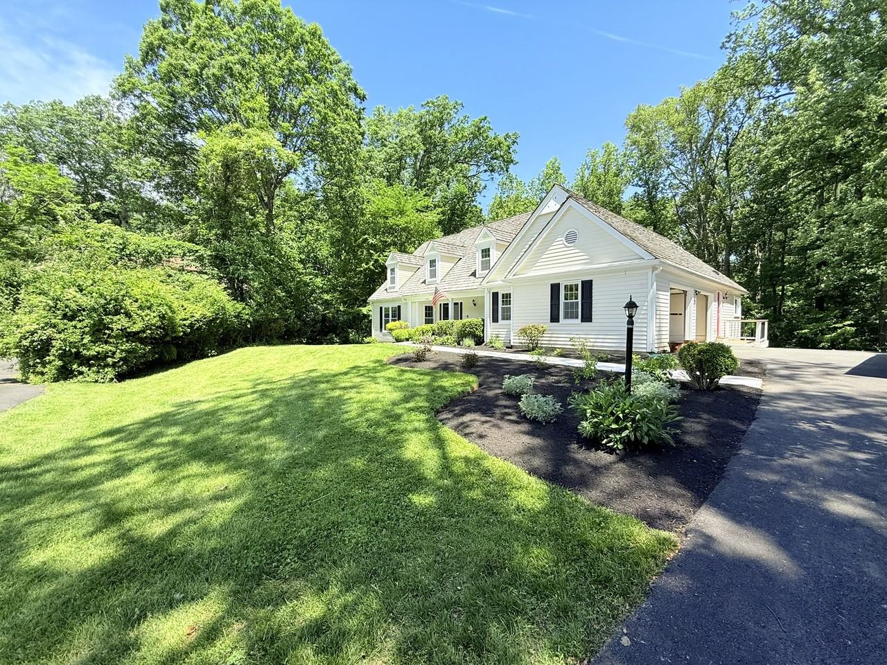 9248 Wood Glade Dr #NA - Photo 2 of 34