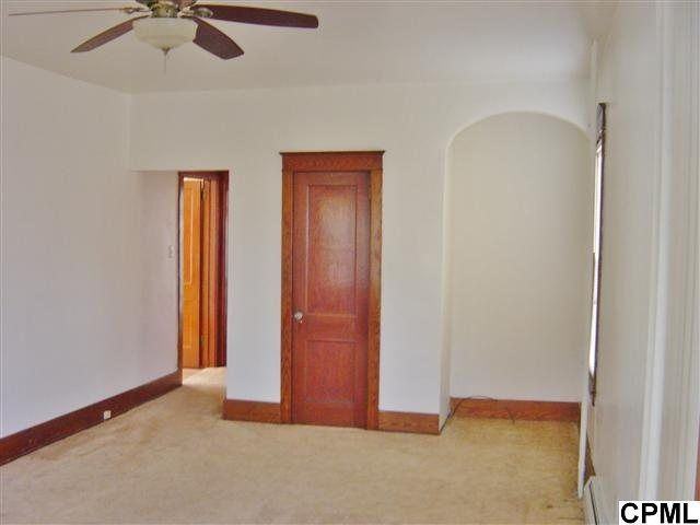 613 N Chestnut St #NA - Photo 6 of 11