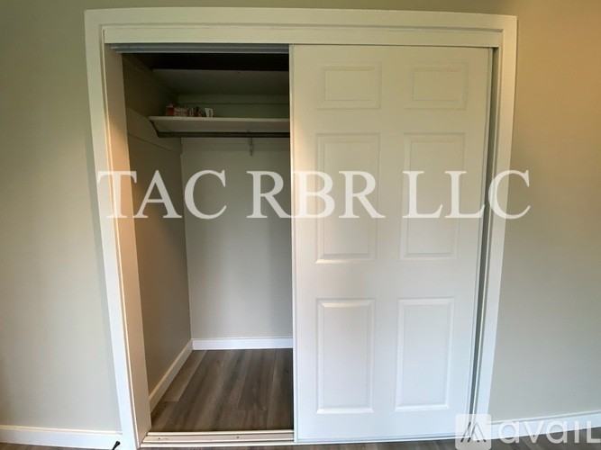 509 E 70th St #4 - Photo 6 of 21