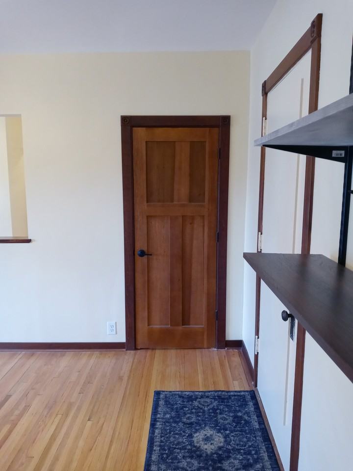 2733 Girard Ave S #303 - Photo 4 of 35