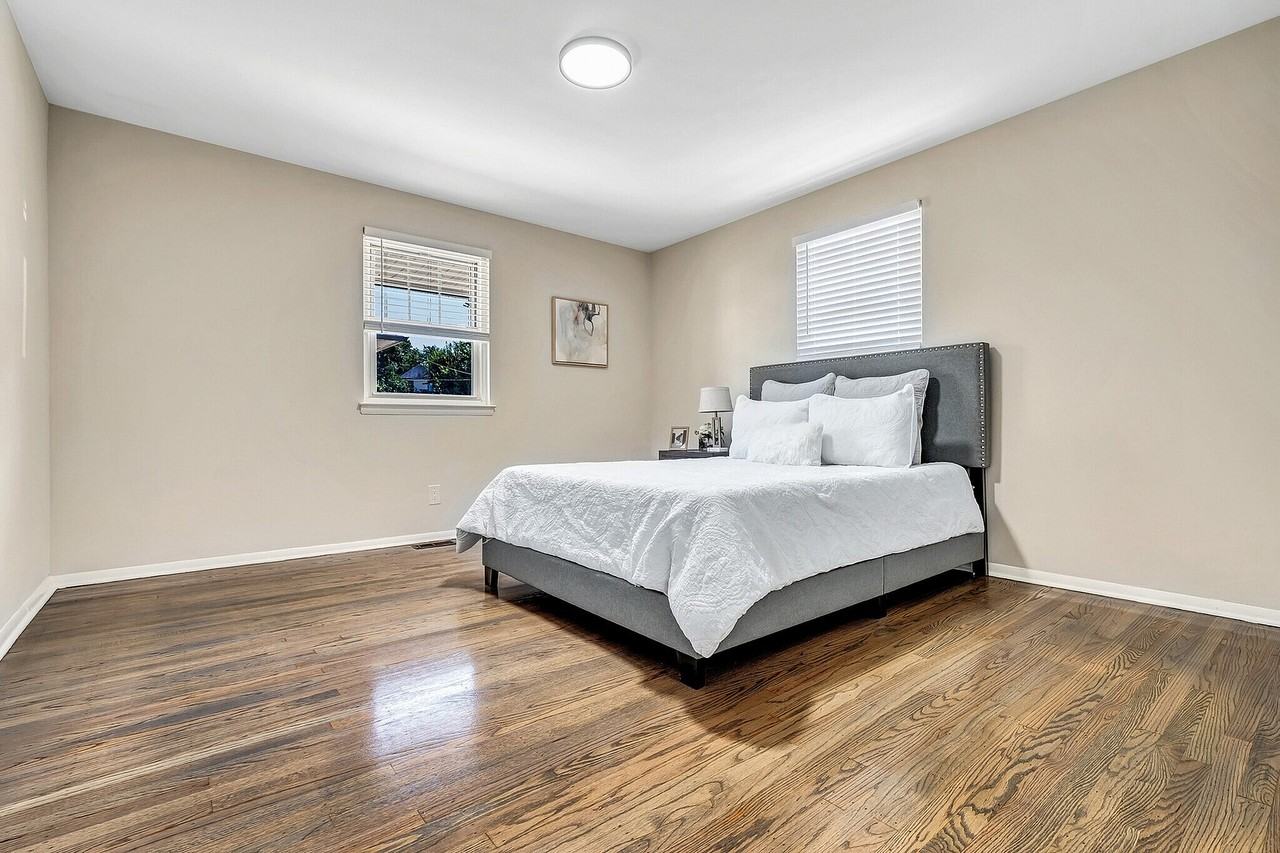 Marlton Colonial Apartments - Photo 4 of 17