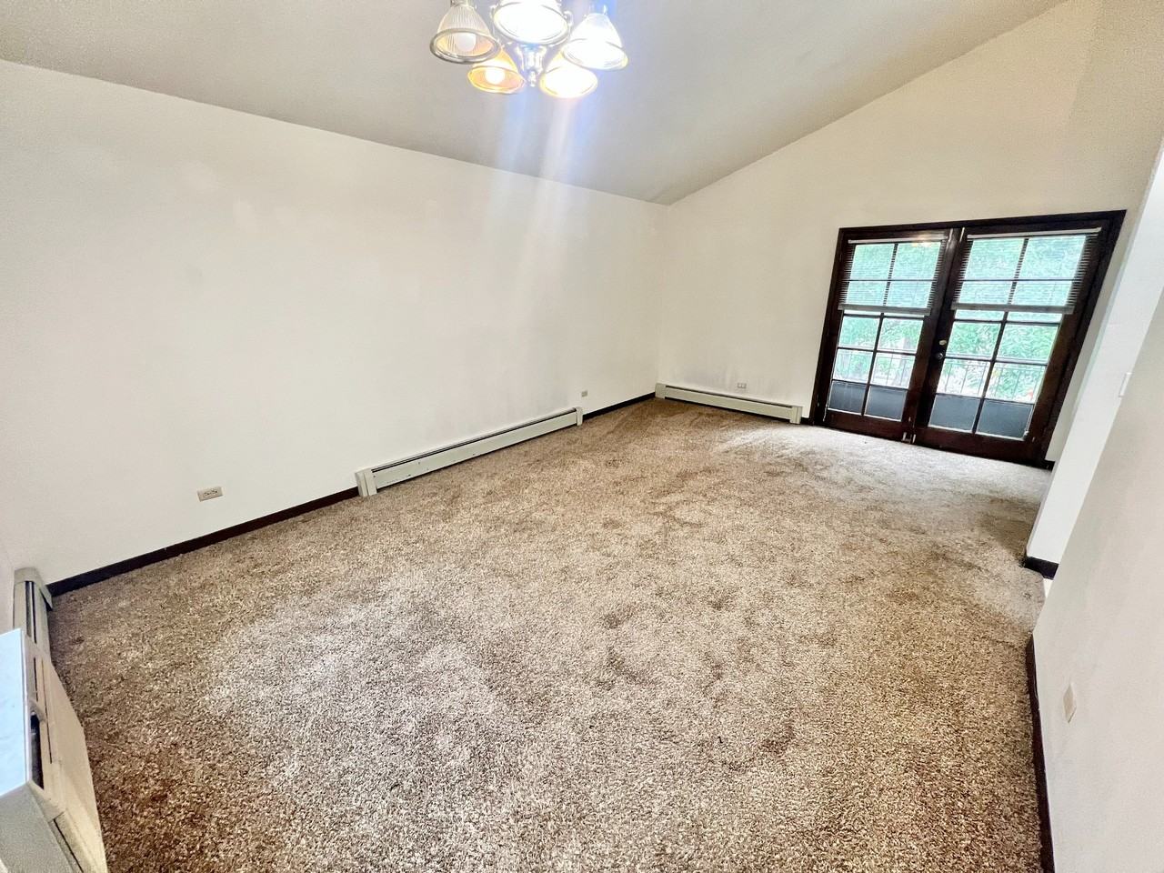 Char Rose - Photo 2 of 13