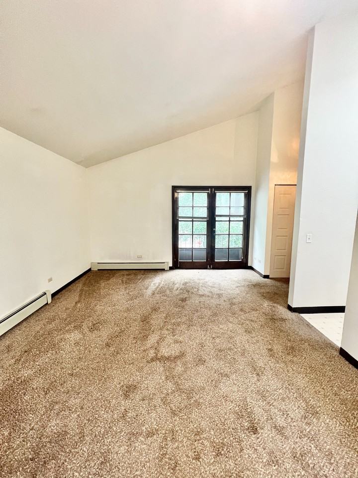 Char Rose - Photo 4 of 13