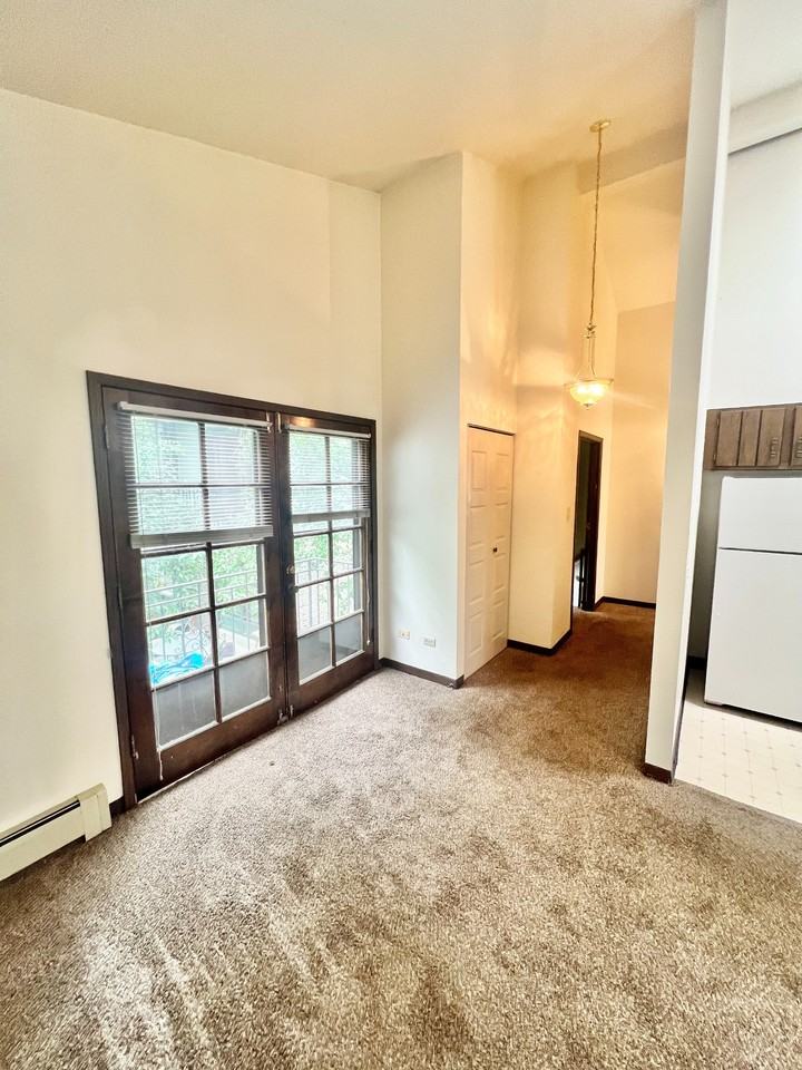 Char Rose - Photo 7 of 13