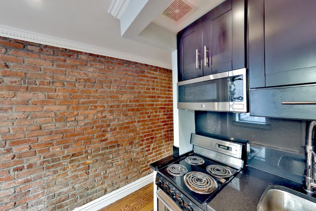 Avenue A #4RN - Photo 3 of 4